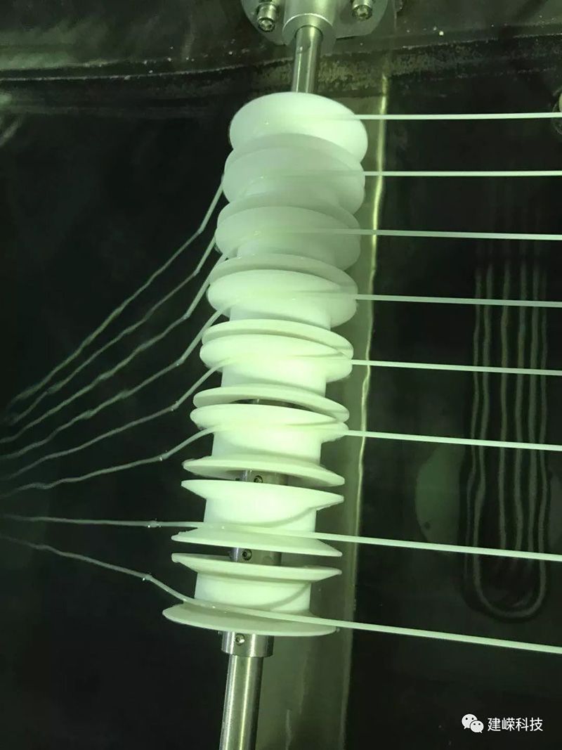 客戶現(xiàn)場紡絲驗收，開機紡絲一氣呵成